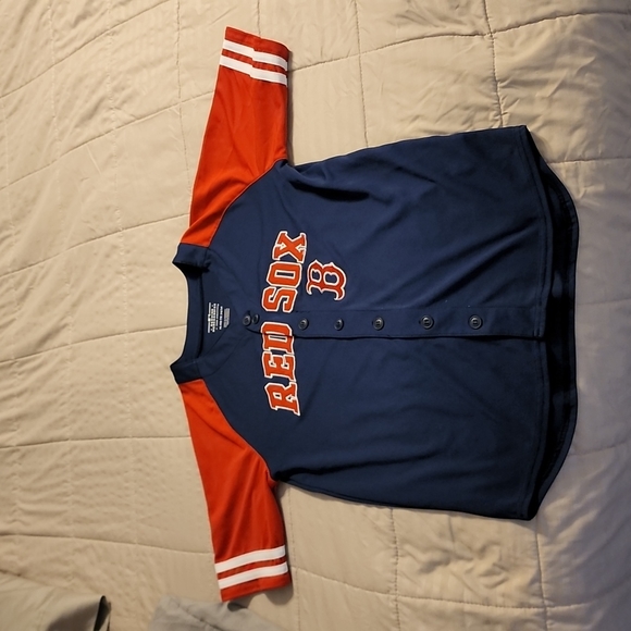 To small - Picture 1 of 3